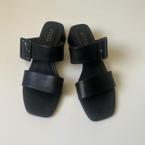 ECCO “Elevate” Squared Sandal | Black - Picture 2 of 8